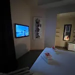 Luxury Sistina Suites