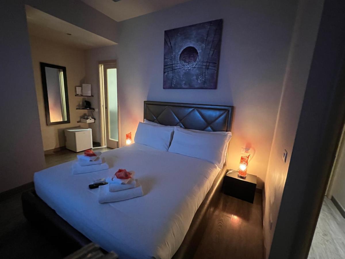 Luxury Sistina Suites *
